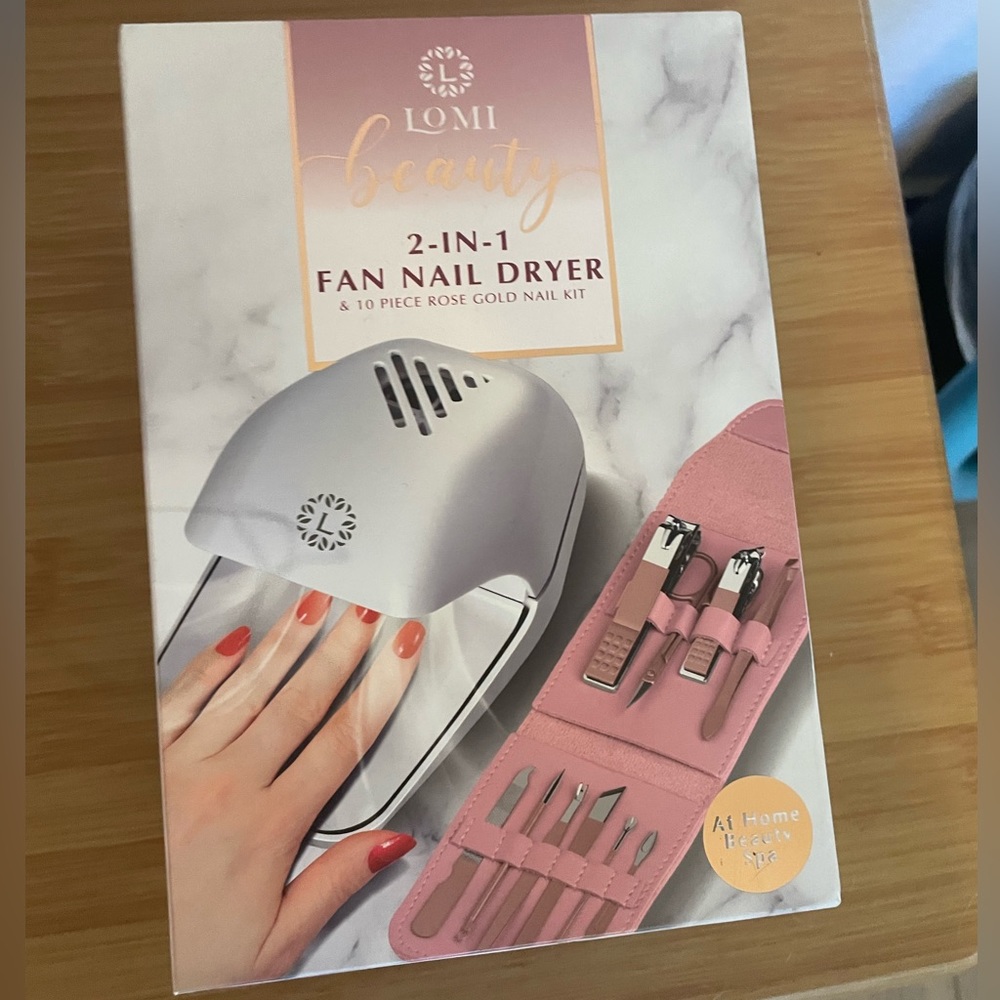 Fan nail dryer